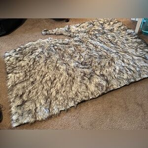 NWOT Faux Fur Stole